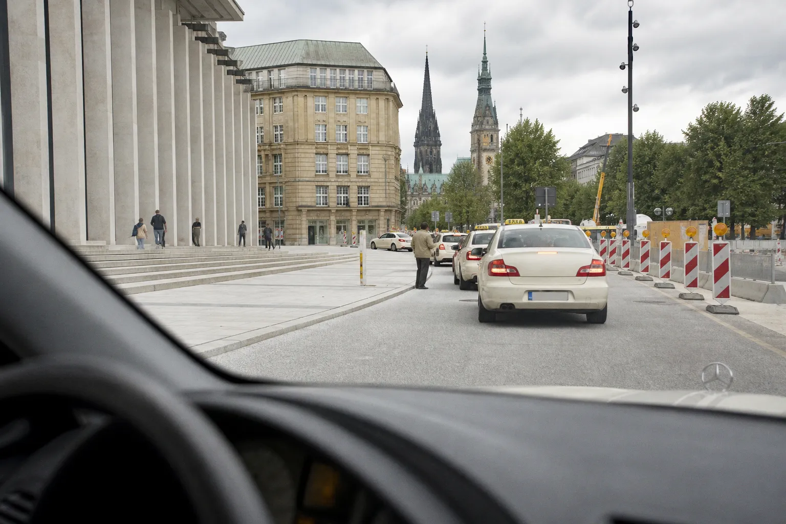 Hamburgs neue Domachse: Was der Stadtumbau für Taxifahrer bedeutet