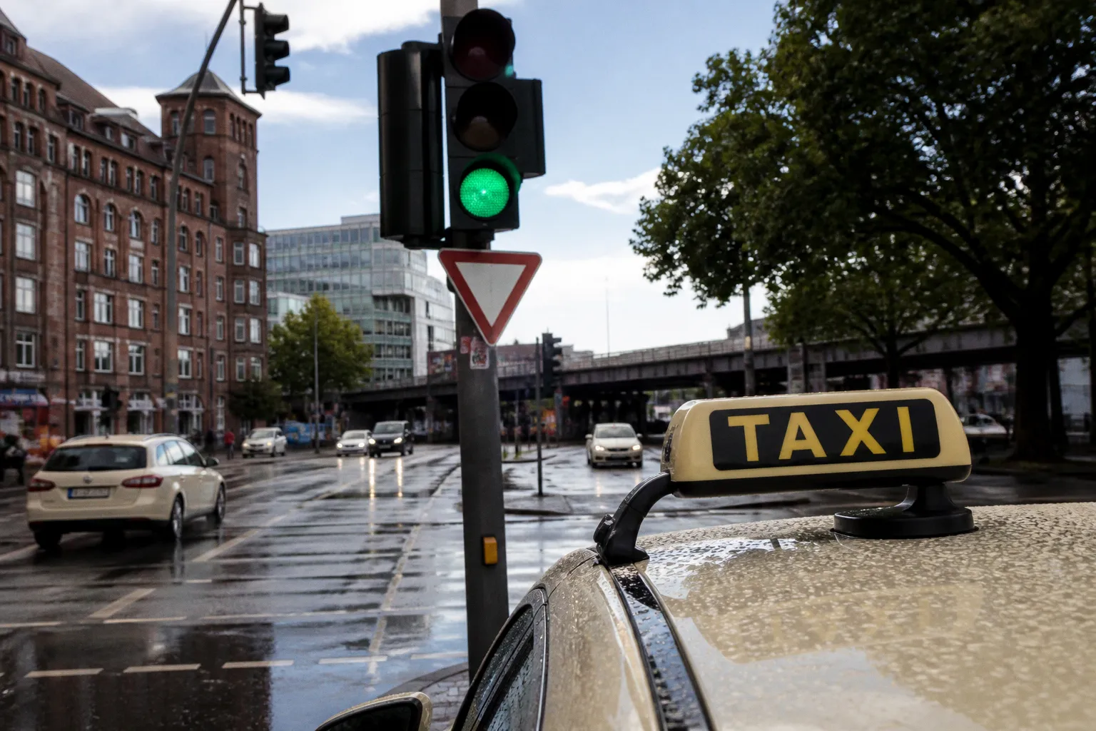 Intelligente Ampeln: Was die neue Verkehrssteuerung für Hamburg bedeutet