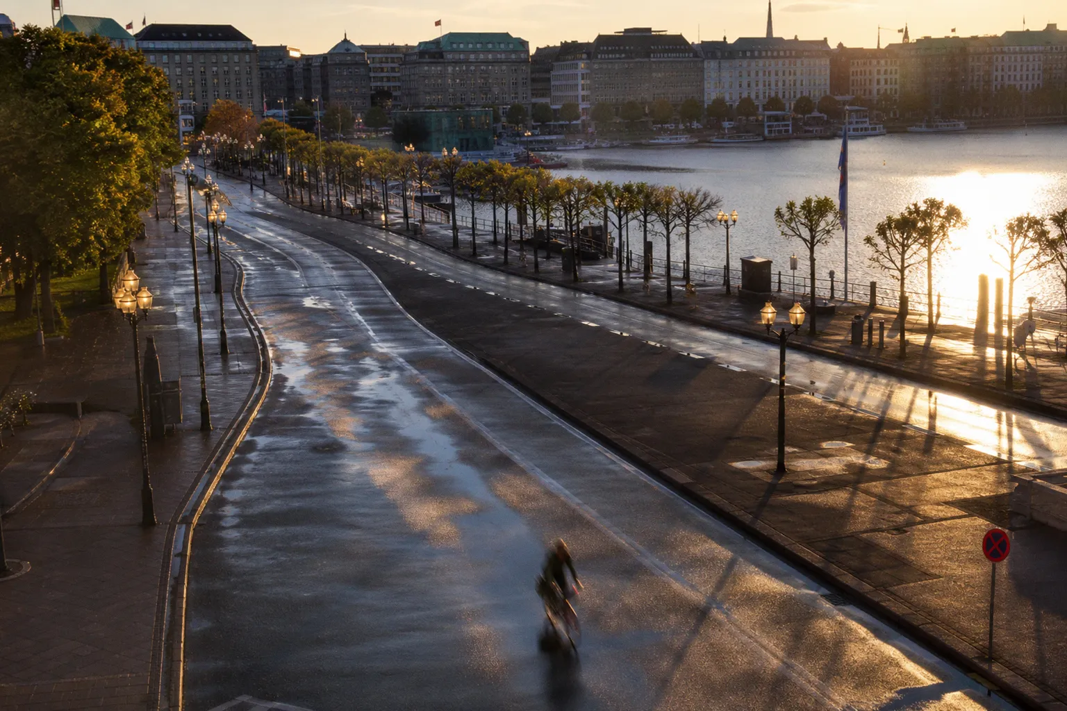 Jungfernstieg ohne Autos: Das Urteil zum Verkehrsfluss