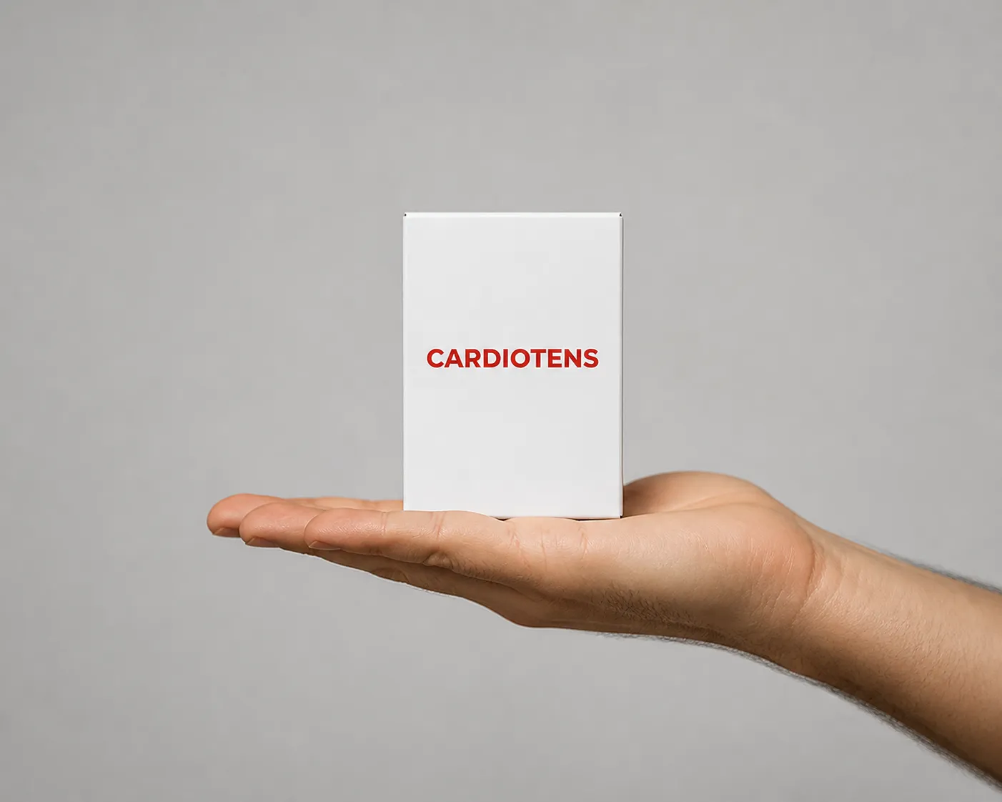 Cardiotens Plus High price — Verpackung in der Hand