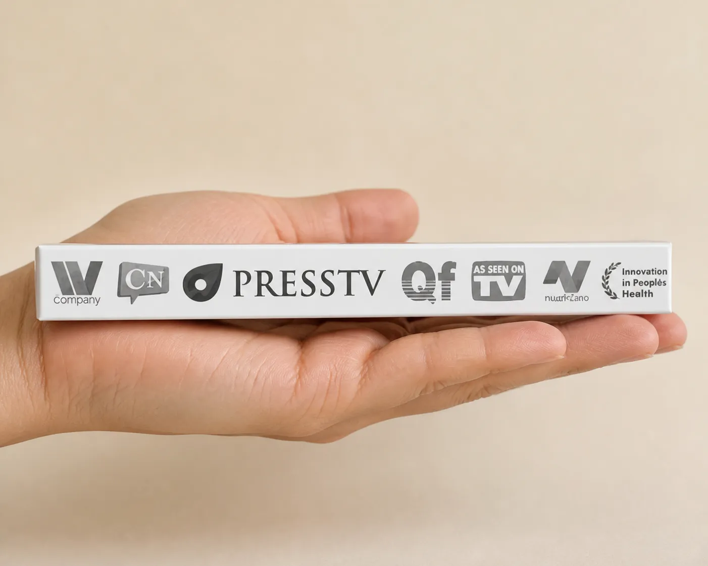 ACUSTAN drops — Verpackung in der Hand