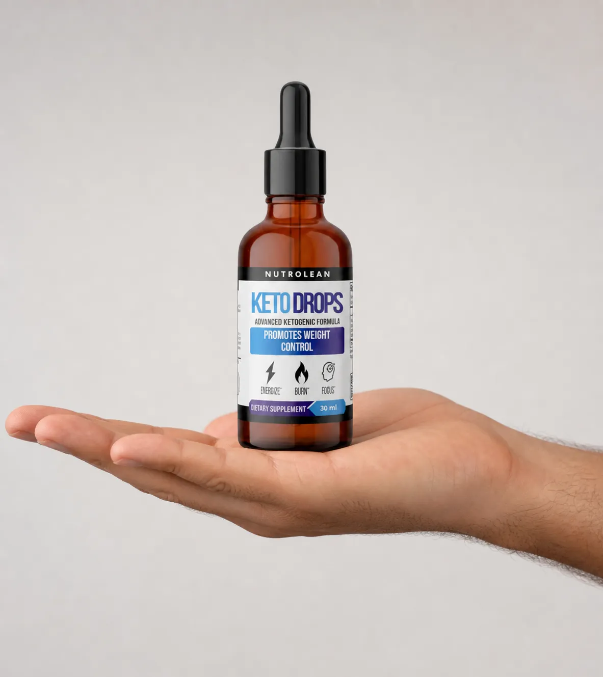 Nutrolean — Verpackung in der Hand