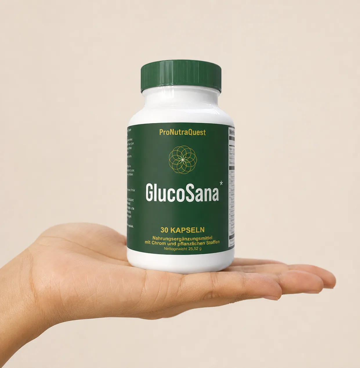 GlucoSana — Verpackung in der Hand