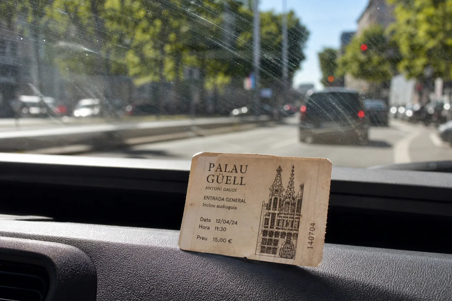 Palau Güell Tickets: Online-Kauf vs. Kasse im Datenvergleich