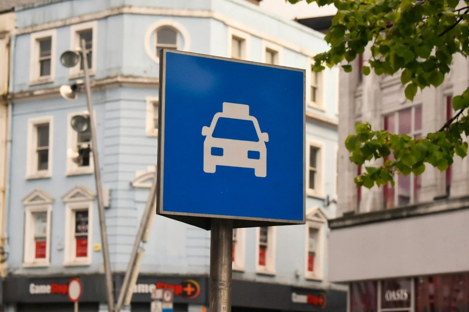 Taximarkt in Irland: Verkehrsbehörde überlässt Festpreise dem Wettbewerb