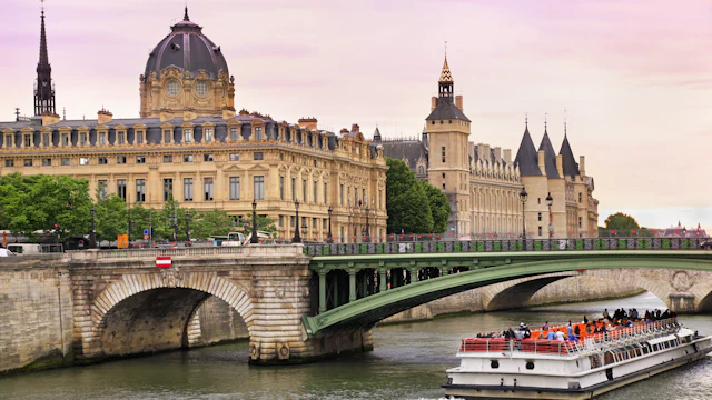 Bateaux Mouches