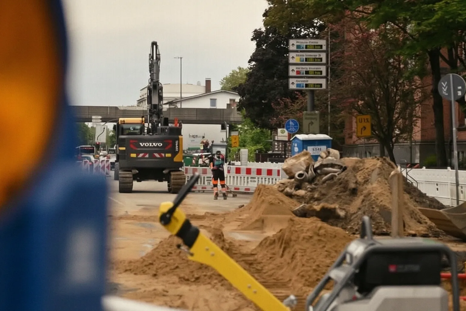 Verkehrsentlastung in Harburg: Buxtehuder Straße nach Rohrbruch wieder offen
