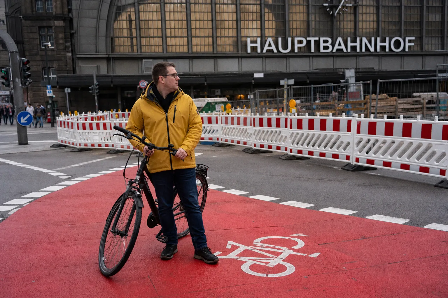 Verkehrswende in Hamburg: Warum der Sparkurs das Taxigewerbe direkt betrifft