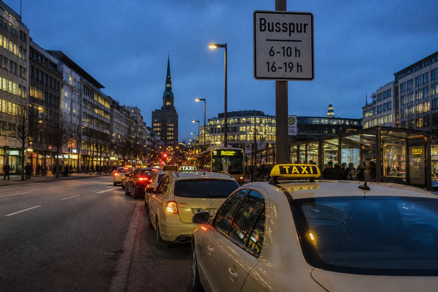 Warum die geplante ÖPNV-Bevorzugung den Hamburger Taxiverkehr bedroht